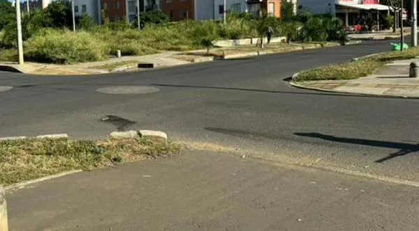 Comunidad de Ciudad Meléndez denuncia falta de señalización tras accidentes de tránsito