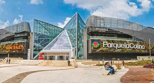 Descubre la programación de los centros comerciales de Parque Arauco para este puente festivo y el Día del Hombre. Conciertos, torneos de FIFA y más. 