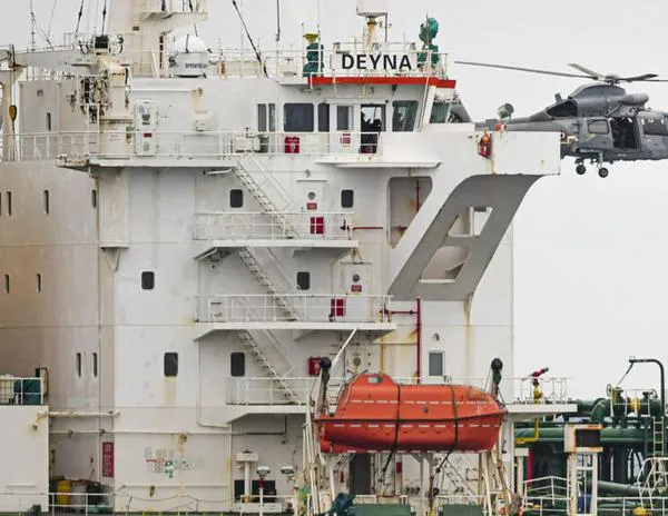 La Armada francesa confiscó un petrolero vinculado a Rusia en el Mediterráneo