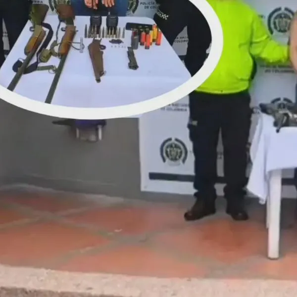 Allanada casa en La Tebaida donde mujer guardaba armas, municiones y material de intendencia