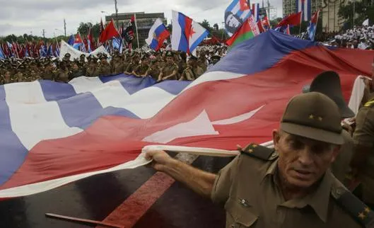 "Seríamos ingenuos si no nos preparamos": Cuba afirma estar lista para una agresión de Trump