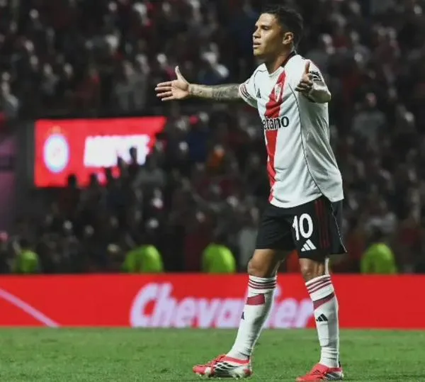 Vea la asistencia de Juan Fernando Quintero en Estudiantes de Río Cuarto vs. River Plate