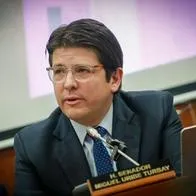 Emiten 7 órdenes de captura por crimen de Miguel Uribe, entre ellas, un muerto