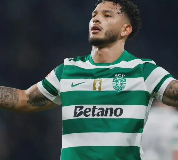 Luis Javier Suárez no solo destacada con goles en Sporting; un DT rival elogió su deportividad