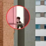 Sujeto agredió a mujer dentro de apartamento en Bogotá y todo quedó en video