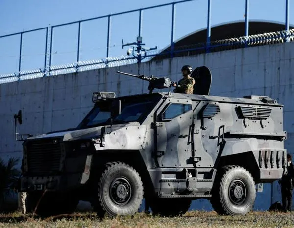 El Salvador aprueba prisión perpetua para menores por delitos graves: ¿seguridad o retroceso en DD. HH.?