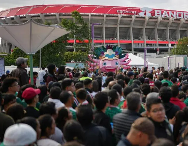 Reapertura fría y con tragedia para el estadio Azteca, sede de la inauguración mundialista