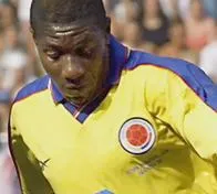 El día en que Adolfo 'Tren' Valencia anotó tripleta con Selección Colombia a Francia; acá los goles