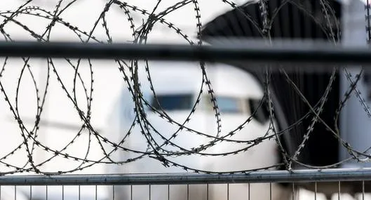 Imagen de captura en aeropuerto