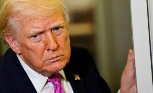 Trump amenaza con “destruir” la isla de Kharg y centrales eléctricas iraníes si no hay "pronto" un acuerdo sobre Ormuz