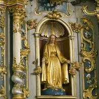 Video: virgen “parpadeando” en la misa desata debate entre fe y tecnología