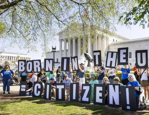 Supremo examina plan de Trump para limitar ciudadanía por nacimiento: ¿qué señalan la Constitución y el decreto?