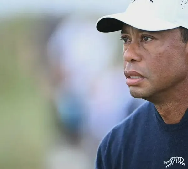 Primer video del arresto del golfista Tiger Woods, tras grave accidente automovilístico