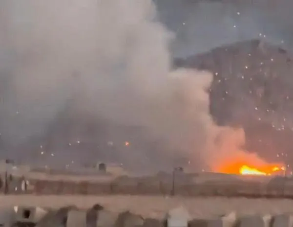 Irán afirma que derribó un avión de combate de EE. UU.; Israel advierte que derribará dos puentes en Líbano