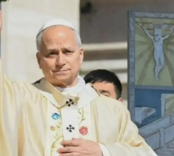 Mensaje de Pascua del papa León XIV: un llamado a la paz y a no ser indiferente ante la guerra