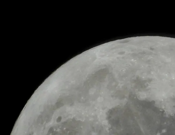 La misión Artemis II alcanza órbita lunar y marca un nuevo récord de distancia para la humanidad