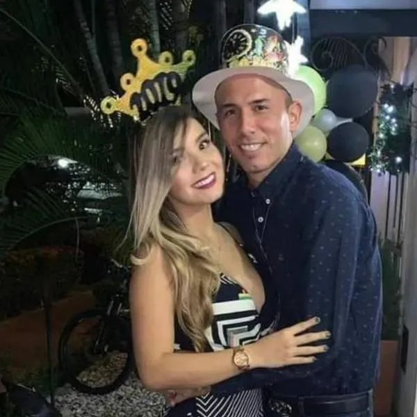 ergio Vega vuelve a ser noticia por su vida sentimental. Se confirmó su ruptura con Alejandra Salinas León. Conozca los detalles y el mensaje de despedida.