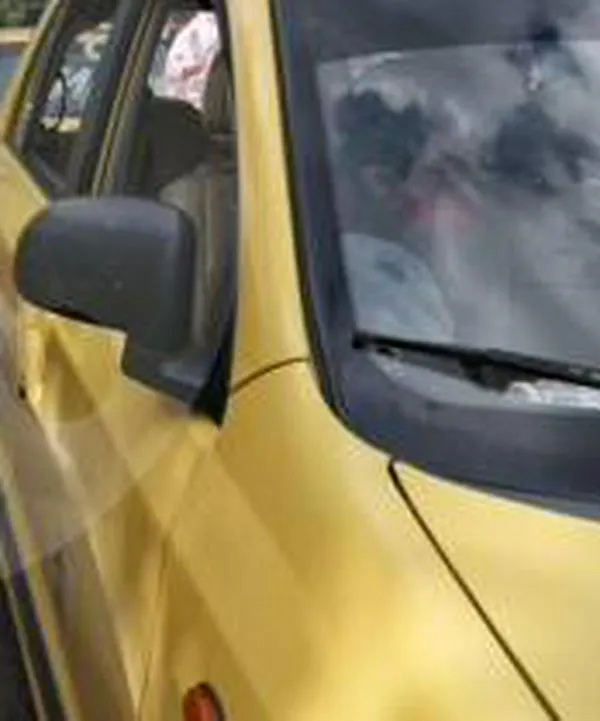 ¿Quién maneja su taxi? El 60 % de los taxistas en Bogotá tienen antecedentes penales, según la Policía