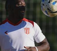 "Edwuin Cetré se puede mover con naturalidad en La Plata, la gente de Estudiantes le tiene cariño"