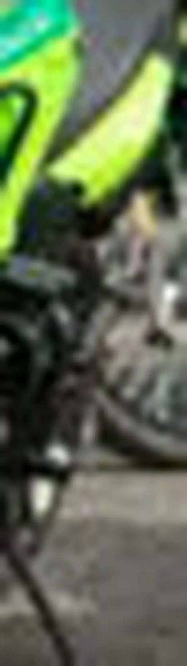 Seguridad en Cali: Alcaldía entrega motos, bus y chalecos en medio de retos por criminalidad