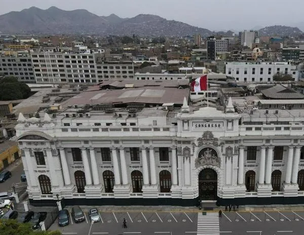 ¿Puede el regreso al Congreso bicameral contribuir a la estabilidad política en Perú?