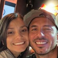 Con un emotivo carrusel de fotos junto a sus hijos y una promesa a Paula Durán, el colombiano envió un mensaje que sacudió a sus seguidores. 