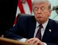 De una amenaza de aniquilación a la tregua: Trump siembra una confusión que "daña su credibilidad"