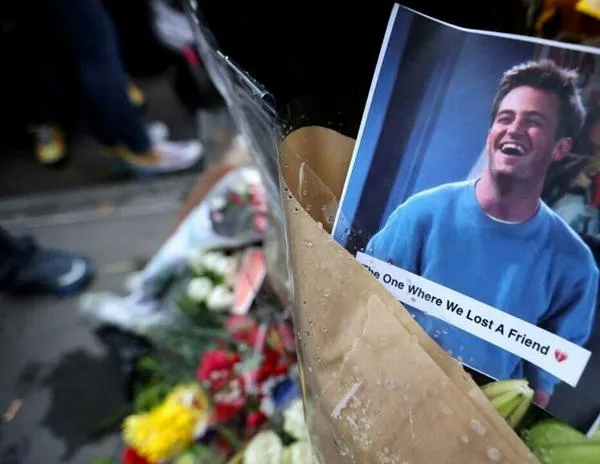 Condenan a 15 años a traficante de anestésicos por la muerte de Matthew Perry, estrella de 'Friends'