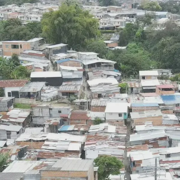 Debate comunal en Armenia: concejal advierte vacíos mientras que la alcaldía presenta cifras