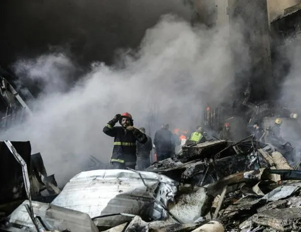 Mientras Israel continúa sus brutales ataques, Netanyahu ordena "negociaciones directas" con Líbano