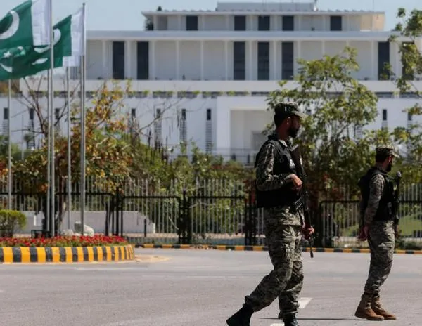 Irán condiciona negociaciones con EE. UU. a una tregua de Israel en Líbano; Islamabad se prepara ante conversaciones inciertas