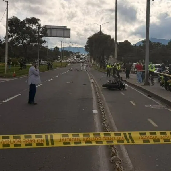 Grave accidente frente a la embajada de EE. UU. en Bogotá: dos personas muertas
