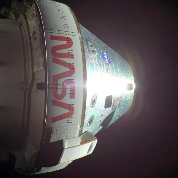 Nave de la misión Artemis II a la Luna, que regresa a la Tierra este 10 de abril