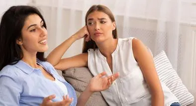 Por qué ser amable podría dañar relaciones personales, según psicología en 2026