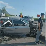 Accidente en la vía Zipaquirá-Cajicá provocó al menos 5 personas lesionadas: carro acabó volcado