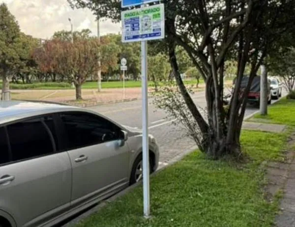 Zonas de Parqueo Pago de Bogotá fortalecen el orden en la vía pública 