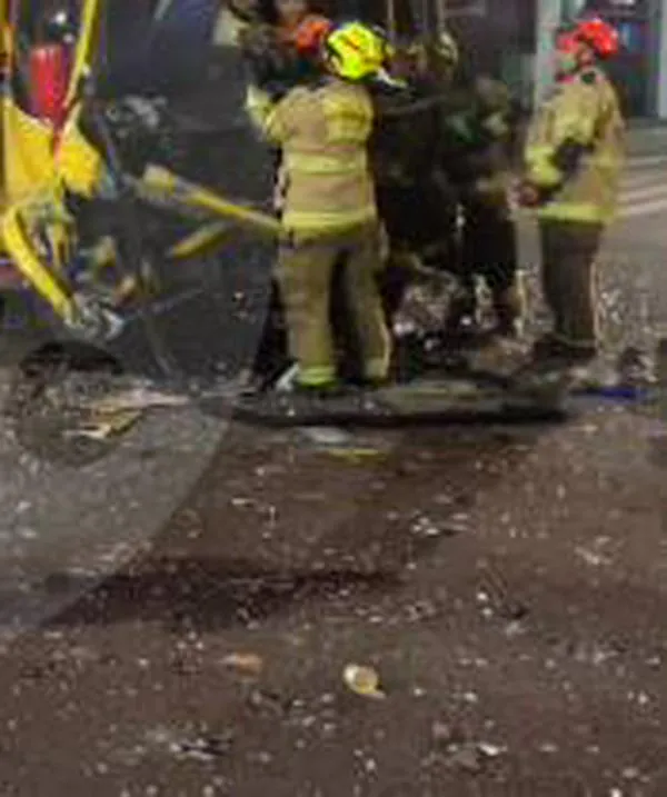 Choque de dos buses de servicio público deja 10 heridos en Medellín: esto se sabe