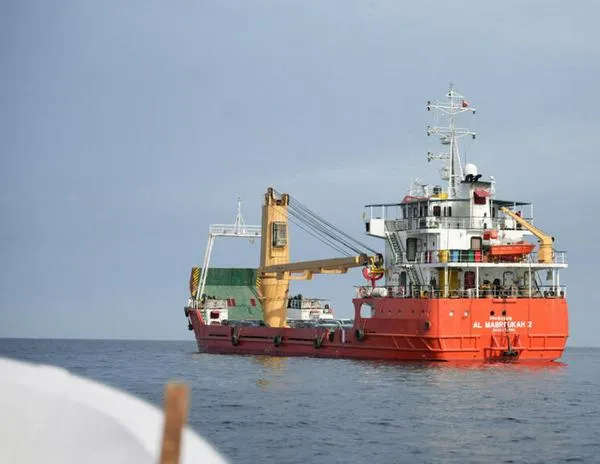 Bloqueo naval a Irán inicia este lunes, según EE. UU.; Teherán denuncia como “piratería” el plan de Trump