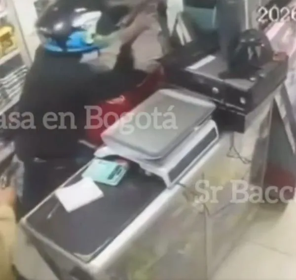 Video de ladrones que le dispararon a joven de 19 años en Bogotá: qué pasó