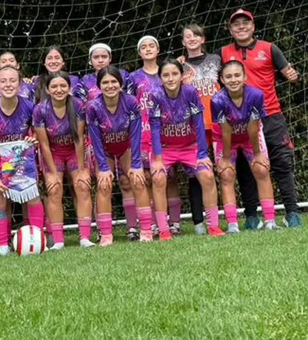 Goleada millonaria: jugadoras de Future Soccer denuncian presunta estafa por viaje a México