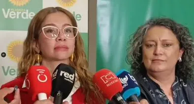 Zarpazo de Pacto Histórico a Alianza Verde prueba que el centro es coto de  caza