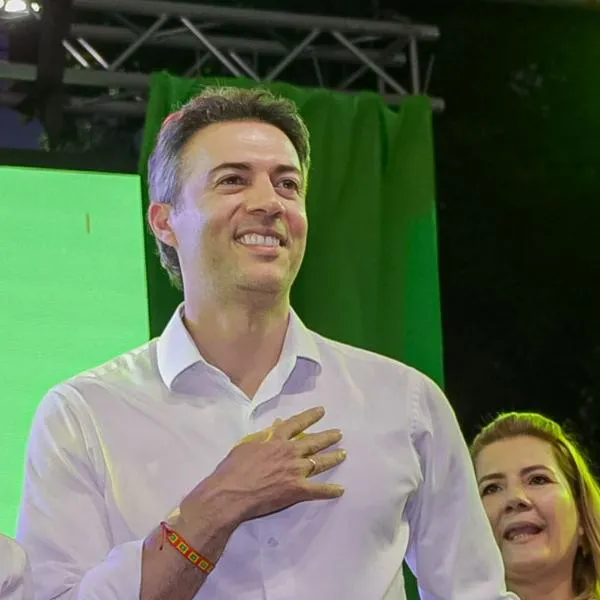 Daniel Quintero sería el nuevo Superintendente de Salud de Petro. Conozca los detalles del caso Aguas Vivas y la sanción que pone en duda su llegada.