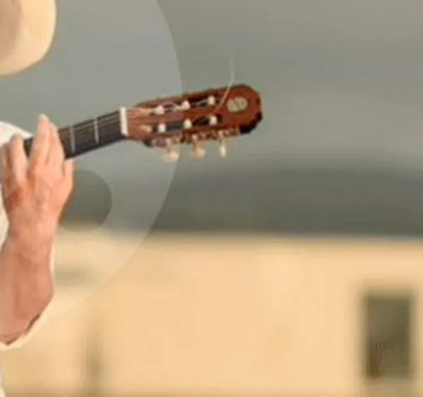 De cantar en TransMilenio a presentarse en el Atanasio: Andrés Cortés abrirá el concierto de Grupo Firme en Medellín