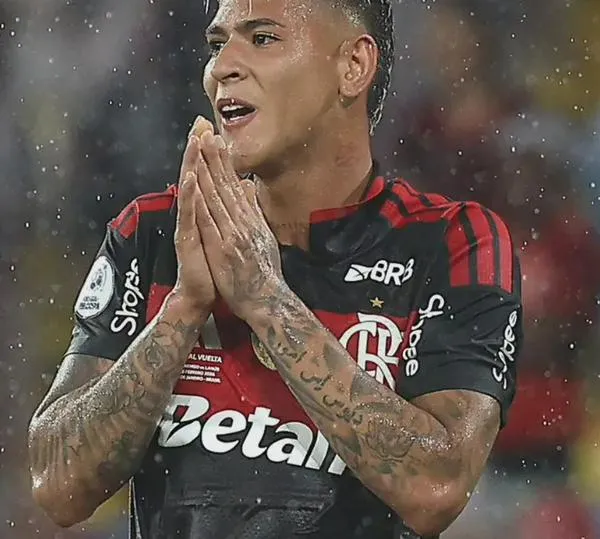 Técnico de Flamengo no acabó con Jorge Carrascal, lo defendió; "tiene mucho talento"