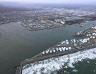 Japón reduce la alerta de tsunami tras terremoto de magnitud 7,7 que sacudió la costa noreste