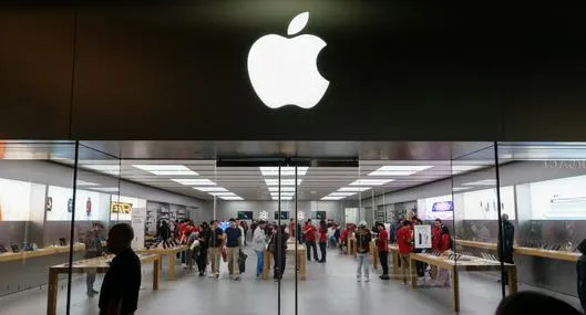 Tim Cook dejará de ser CEO de Apple en 2026 y asumirá nuevo rol en la empresa