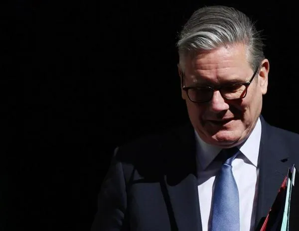 Caso Epstein-Mandelson: Starmer insiste en que desconocía veto de seguridad antes de designar al exembajador