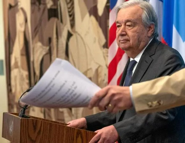 ¿Por qué no avanza el plan de la ONU para garantizar el paso de fertilizantes por Ormuz?