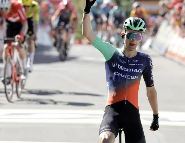 Paul Seixas se impone con autoridad en la Flecha Valona