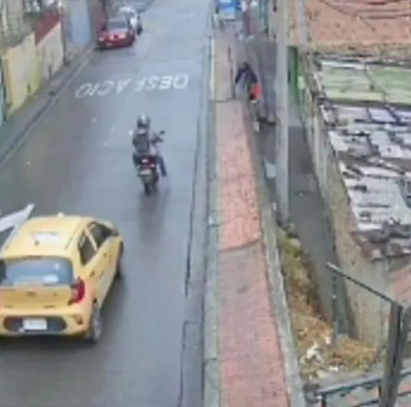 Hijo de Julia Isabel Quito denuncia negligencia médica tras muerte de su madre por impacto de llanta en Bogotá.